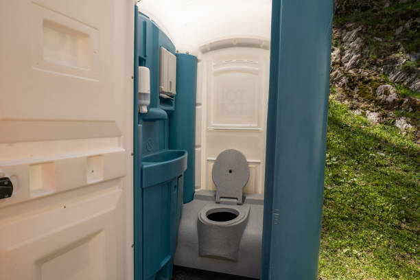 Porta potty rental for festivals in Ogden, KS