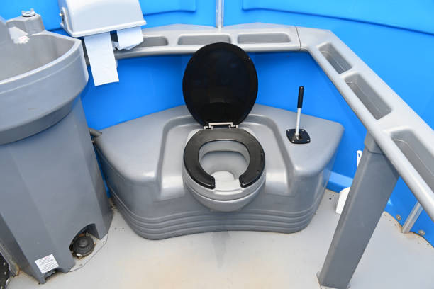 Best Construction site porta potty rental  in Ogden, KS